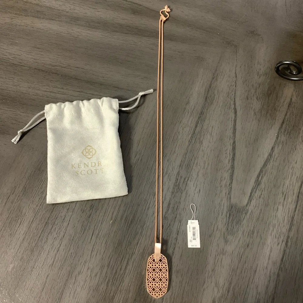 KENDRA SCOTT NWT necklace - Picture 4 of 5